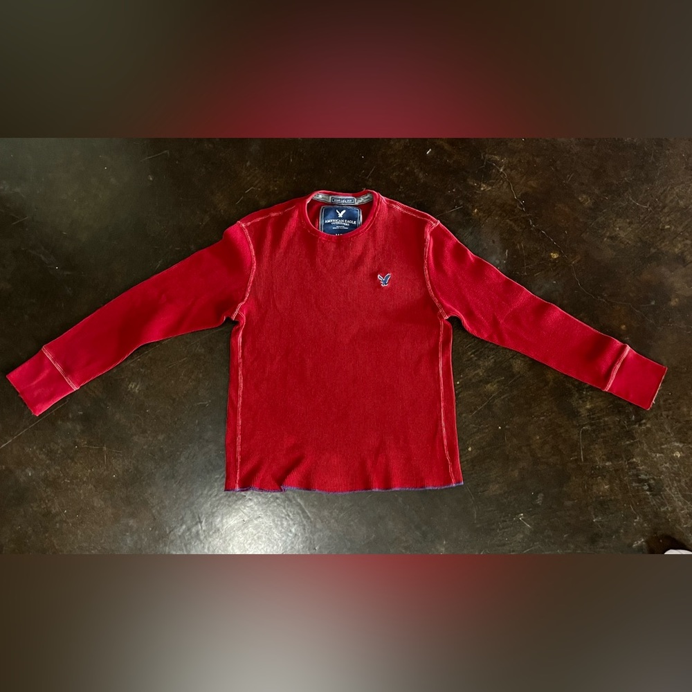 Vintage American Eagles Outfitters Red Thermal, M